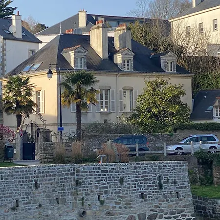 Апартаменты Le Petit Clos De Saint Goustan Оре